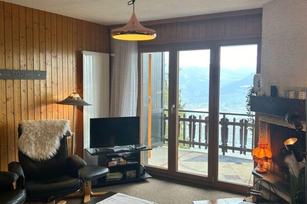 Foto van Appartement in Veysonnaz bij Skilift - Vakantiehuis in Veysonnaz - LivingRoom