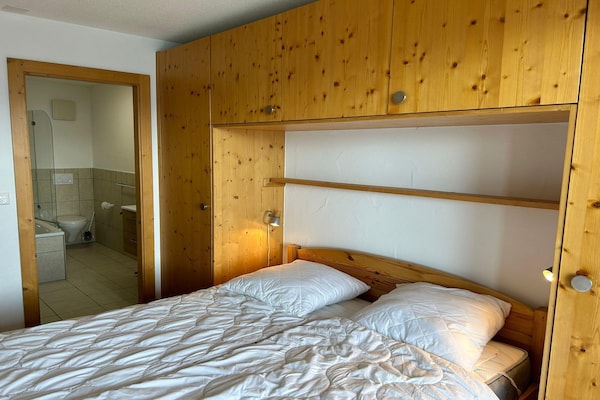 Foto van Aangenaam appartement met balkon - Vakantiehuis in Veysonnaz - BedRoom