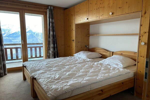 Foto van Aangenaam appartement met balkon - Vakantiehuis in Veysonnaz - BedRoom