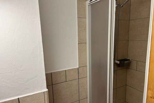 Foto van Aangenaam appartement met balkon - Vakantiehuis in Veysonnaz - BathRoom