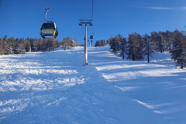 Foto van Appartement met uitzicht op de bergen in Veysonnaz - AreaWinter5KM
