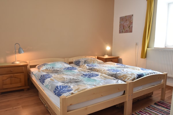 Foto van Vakantiehuis bij Sumava Skigebied - Vakantiehuis in Horni-Plana/Zlabek - BedRoom