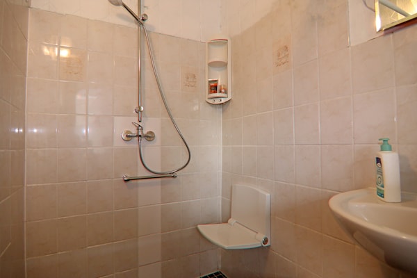 Foto van Bungalow in Stove/Boiensdorf voor twee - Vakantiehuis in Boiensdorf - BathRoom