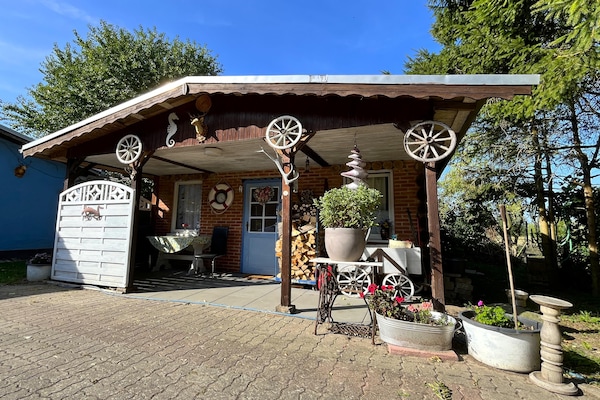 Foto van Bungalow in Stove/Boiensdorf voor twee - Vakantiehuis in Boiensdorf - ExteriorSummer