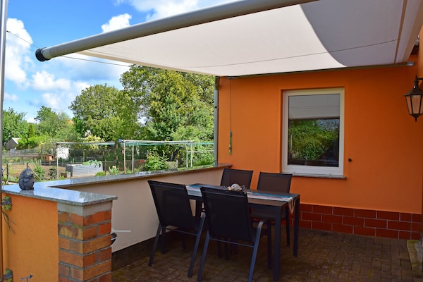 Foto van Idyllische bungalow aan de Oostzeekust - Vakantiehuis in Reddelich - ExteriorSummer