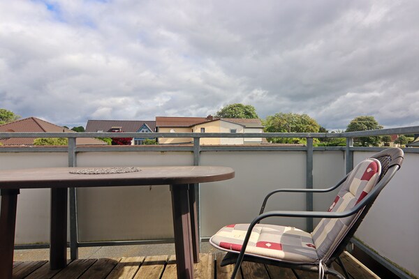 Foto van Appartement in Rerik vlakbij het strand van de Oostzee - TerraceBalcony