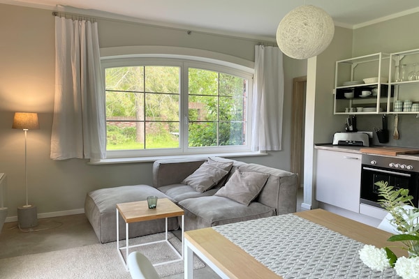 Foto van Vakantieverblijf met 5 appartementen, hal - Vakantiehuis in Saal - LivingRoom
