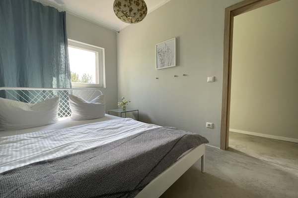 Foto van Vakantieverblijf met 5 appartementen, hal - Vakantiehuis in Saal - BedRoom