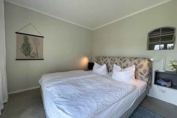 Foto van Vakantieverblijf met 5 appartementen, hal - Vakantiehuis in Saal - BedRoom