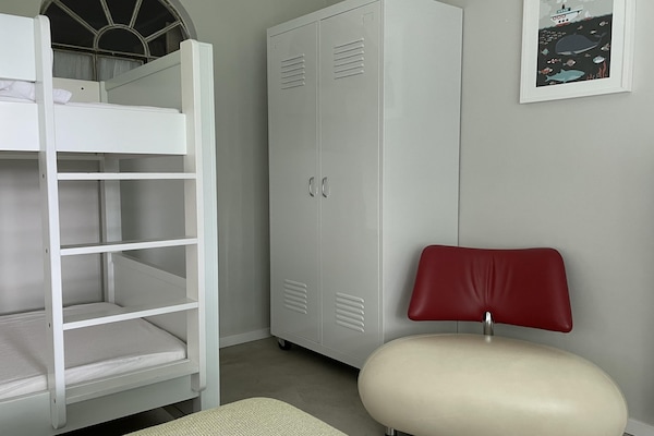 Foto van Vakantieverblijf met 5 appartementen, hal - Vakantiehuis in Saal - BedRoom