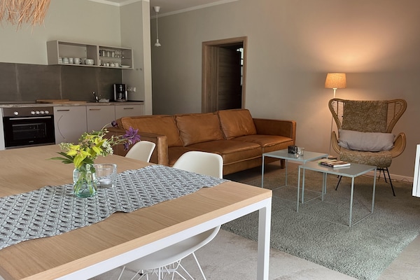 Foto van Vakantieverblijf met 5 appartementen, hal - Vakantiehuis in Saal - LivingRoom