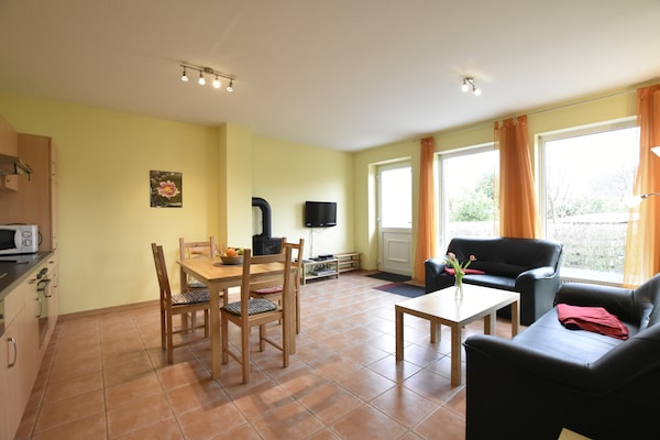 Foto van Groot vakantiehuis voor 14 personen in Zierow. - Vakantiehuis in Zierow - LivingRoom