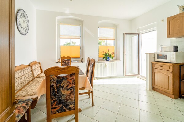 Foto van Gezellig familieverblijf in Petersberg - Vakantiehuis in Petersberg - DiningRoom