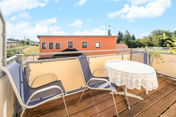 Foto van Gezellig familieverblijf in Petersberg - Vakantiehuis in Petersberg - TerraceBalcony