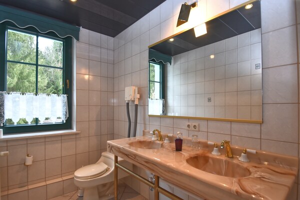 Foto van Haven met privéterras - Vakantiehuis in Jägersgrün - BathRoom