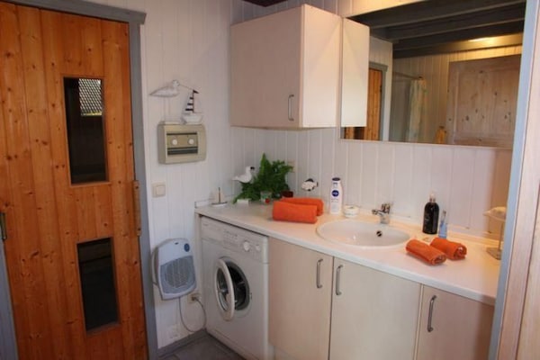 Foto van Vakantiehuis in Scandinavische stijl - Vakantiehuis in Granzow - BathRoom