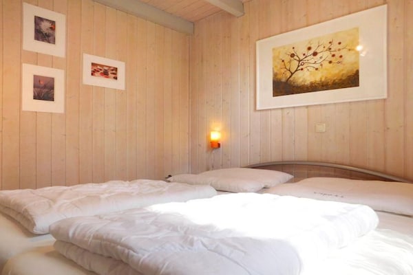Foto van Vakantiehuis in Scandinavische stijl - Vakantiehuis in Granzow - BedRoom