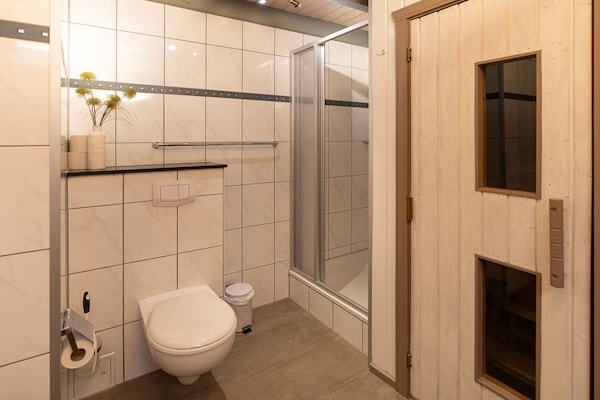 Foto van Scandinavisch vakantiehuis in Mirow - Vakantiehuis in Granzow - BathRoom