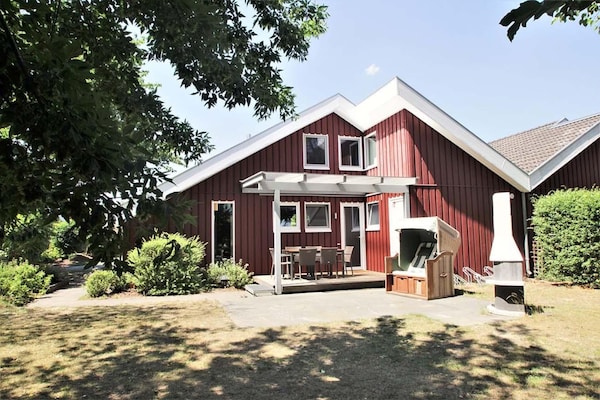 Foto van Scandinavisch vakantiehuis in Mirow - Vakantiehuis in Granzow - ExteriorSummer