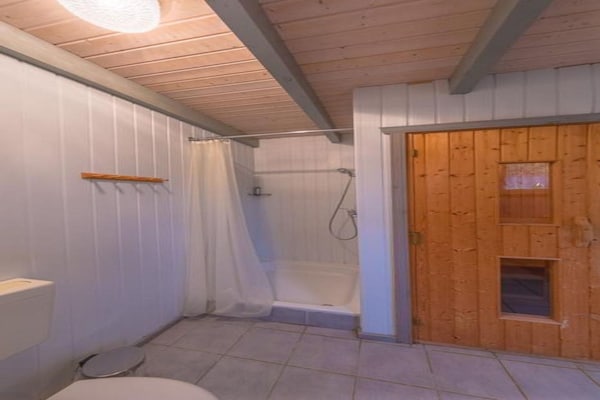 Foto van Exclusief Scandinavisch vakantiehuis - Vakantiehuis in Granzow - BathRoom