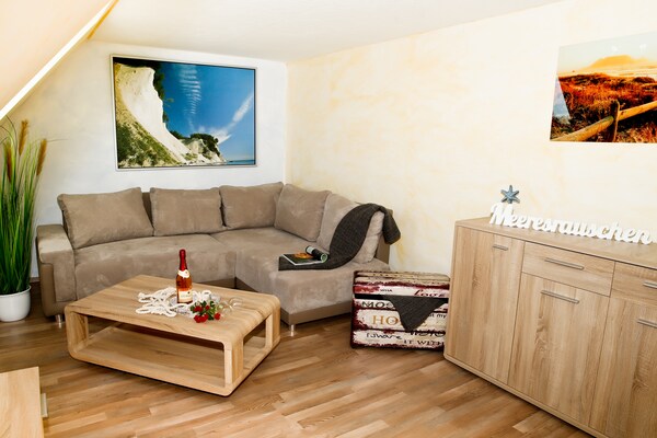 Foto van Stijlvol verblijf in Kägsdorf - Vakantiehuis in Bastorf / Kägsdorf - LivingRoom