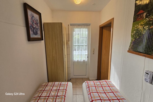 Foto van Bungalow in Schlowe aan het zie - Vakantiehuis in Borkow OT Schlowe - BedRoom