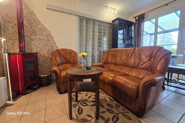 Foto van Bungalow in Schlowe aan het zie - Vakantiehuis in Borkow OT Schlowe - LivingRoom