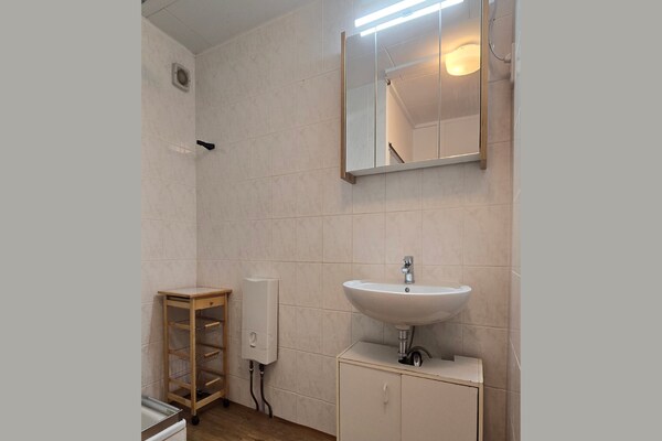 Foto van Bungalow in Schlowe aan het zie - Vakantiehuis in Borkow OT Schlowe - BathRoom