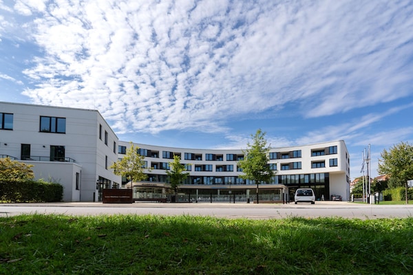 Foto van Appartement met loggia en uitzicht op het park - Vakantiehuis in Travemünde - ExteriorSummer