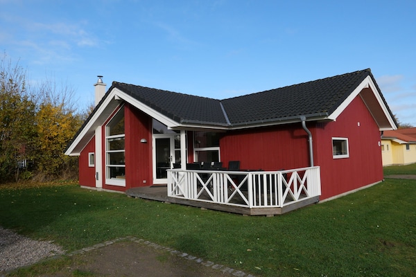 Foto van Art-Decor strandvilla - Vakantiehuis in Großenbrode - ExteriorSummer