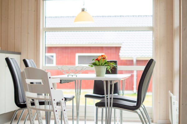 Foto van Baltic Nature Lodge voor 6 personen - Vakantiehuis in Großenbrode - DiningRoom
