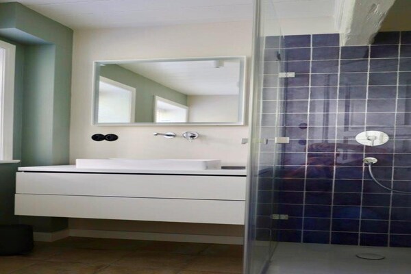 Foto van rietgedekte vakantiewoning in Nieblum op Föhr - Vakantiehuis in Nieblum - BathRoom