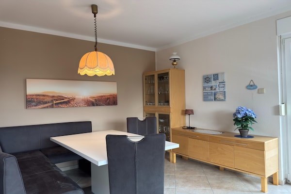 Foto van Bungalow in Strandnaehe, Dornumersiel - Vakantiehuis in Dornumersiel - LivingRoom