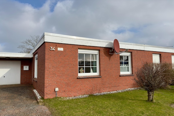 Foto van Bungalow in Strandnaehe, Dornumersiel - Vakantiehuis in Dornumersiel - ExteriorSummer