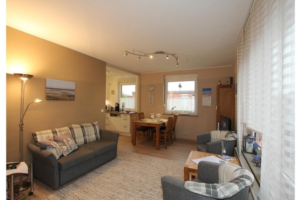 Foto van Bungalow in Strandnaehe, Dornumersiel - Vakantiehuis in Dornumersiel - LivingRoom