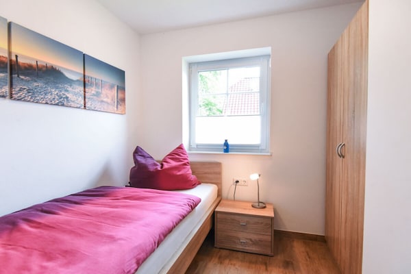 Foto van Vakantiehuis Maja aan het meer - Vakantiehuis in Aurich - BedRoom