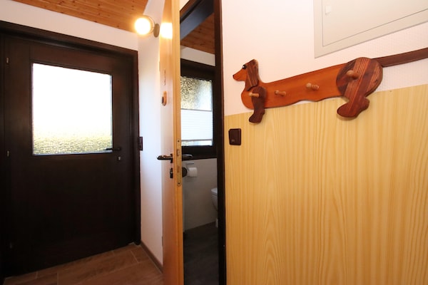Foto van Vrijstaande vakantiebungalow in vakwerkstijl - Vakantiehuis in Burhave - Landing