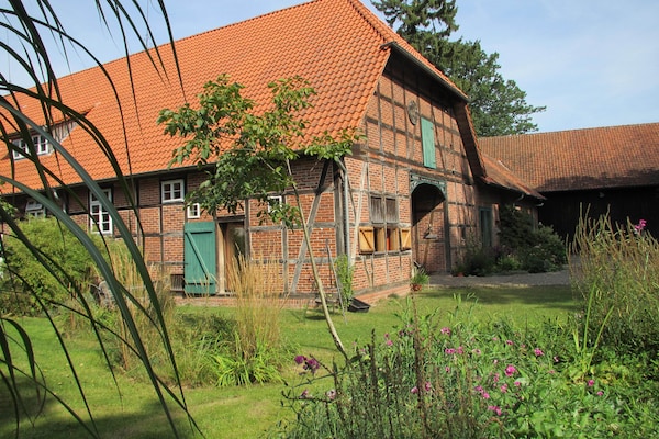 Foto van Ruime retraite met tuin - Vakantiehuis in Langlingen-Hohnebostel - ExteriorSummer