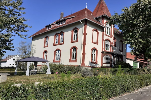 Foto van Landhuis nabij kasteel Sababurg - Vakantiehuis in Trendelburg-Friedrichsfeld - ExteriorSummer