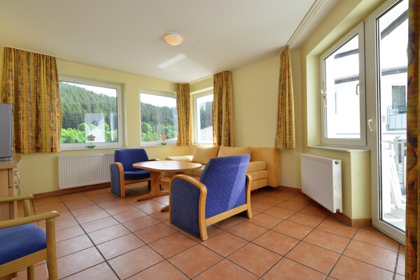 Foto van Vakantiehuis in Willingen met skilift vlakbij - Vakantiehuis in Willingen - LivingRoom