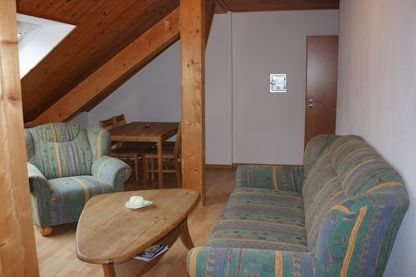 Foto van Gezellig huisdiervriendelijk appartement in Huddingen - LivingRoom