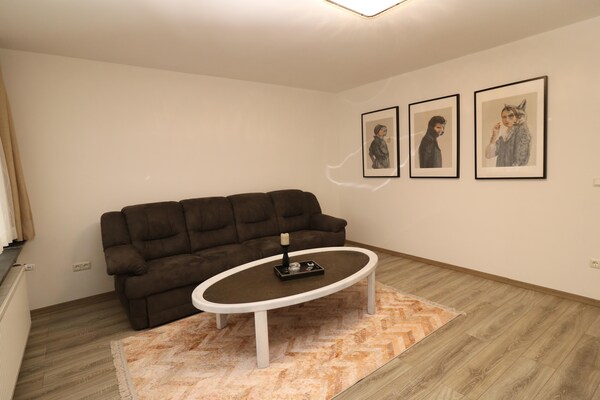 Foto van Appartement in Essen voor twee personen met privéterras - LivingRoom