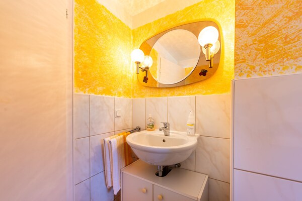 Foto van Moezelwijngaard Escape - Vakantiehuis in Wehlen - BathRoom