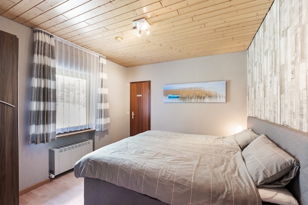 Foto van Feusdorf Bosbungalow - Vakantiehuis in Feusdorf - BedRoom