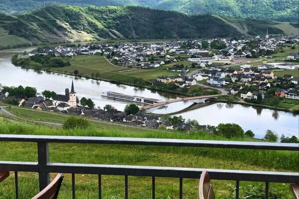 Foto van Vakantieappartement in herdersboerderij - Vakantiehuis in Olsdorf - ViewSummer