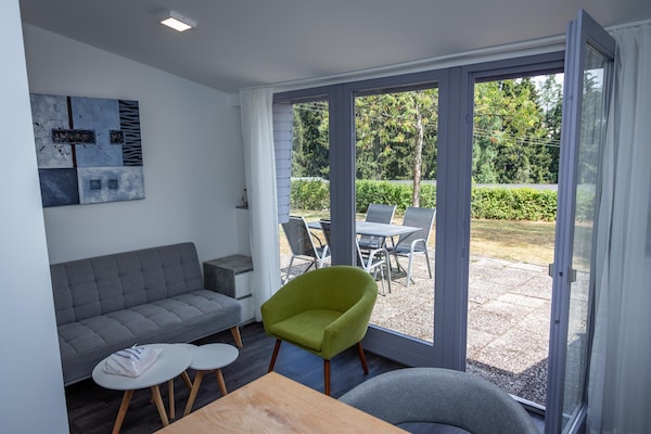 Foto van Bungalow op camping Waxweiler - Vakantiehuis in Waxweiler - LivingRoom