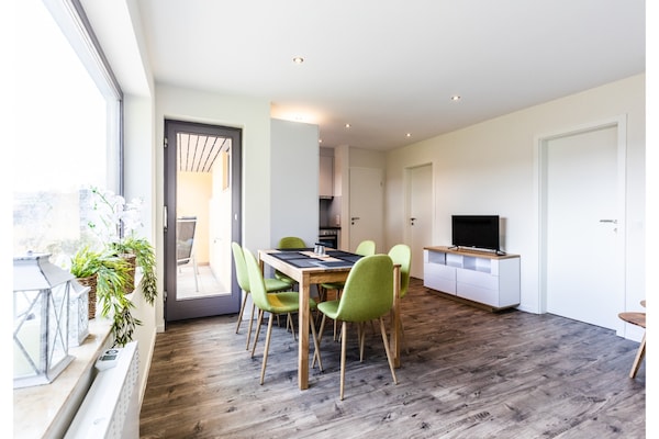 Foto van Bungalow im Campingpark - Vakantiehuis in Waxweiler - LivingRoom