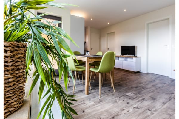 Foto van Bungalow im Campingpark - Vakantiehuis in Waxweiler - LivingRoom