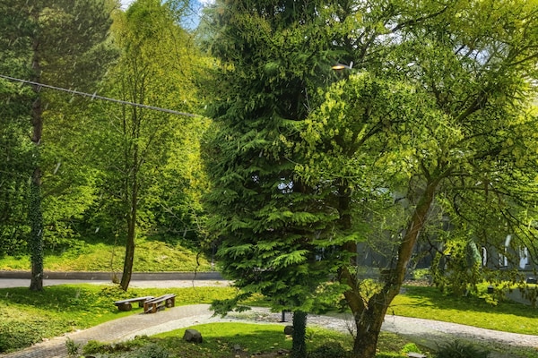 Foto van Bendorf Hotel by Belvilla Tweepersoonskamer - Vakantiehuis in Bendorf - GardenSummer