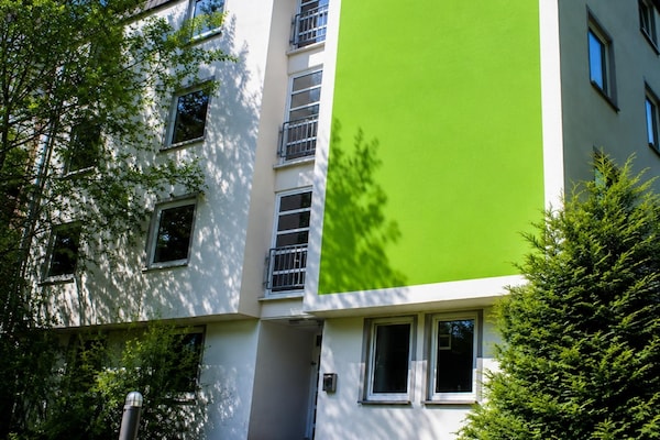 Foto van Bendorf Hotel by Belvilla Tweepersoonskamer - Vakantiehuis in Bendorf - HotelExteriorSummer